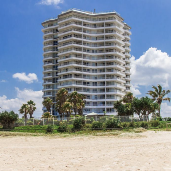 19th Avenue On The Beach